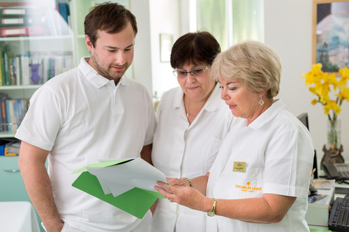 Tým lázeňských lékařů